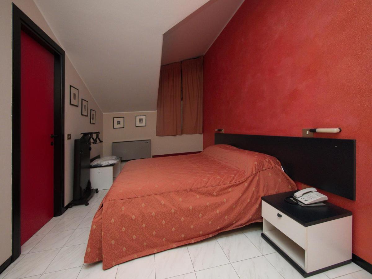 Hotel Versailles Colorno Zewnętrze zdjęcie